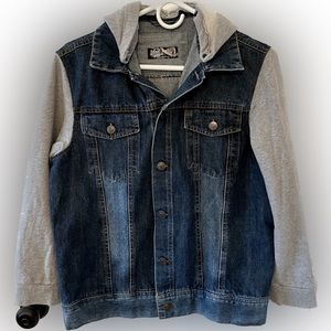 First Wave Long Sleeve Denim Jacket with Hood. Size Boy’s 14-16.